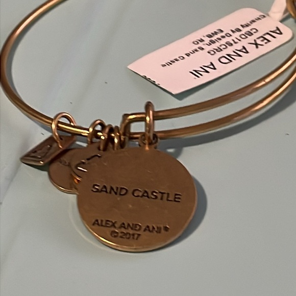 NWT ALEX AND ANI SANDCASTLE BRACELET - Picture 4 of 5